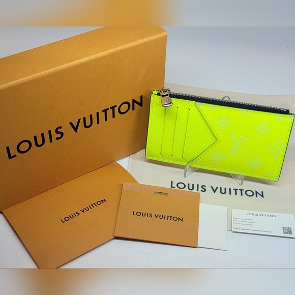 Louis Vuitton Taiga Monogram Neon Yellow Zippy Card Holder with RFID - Picture 1 of 9